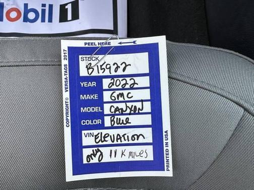 2022 GMC Canyon Elevation Standard