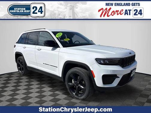 2023 Jeep Grand Cherokee Altitude 4x4