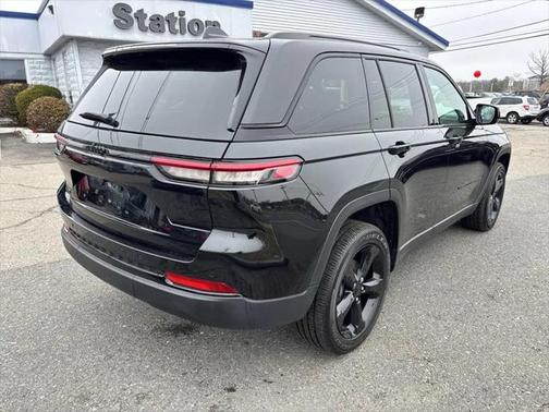 2024 Jeep Grand Cherokee Altitude X