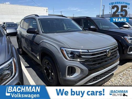2025 Volkswagen Atlas 2.0T Peak Edition