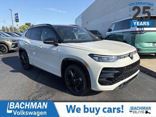 2025 Volkswagen Tiguan 2.0T SE R-Line Black