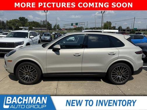 2021 Porsche Cayenne Base