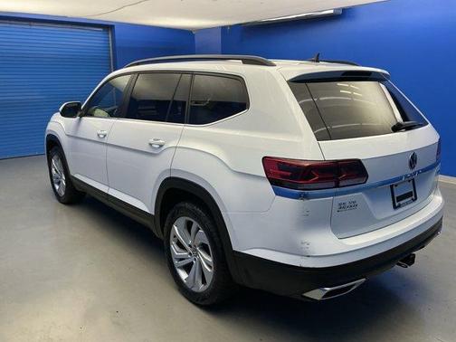 2022 Volkswagen Atlas 3.6L SE w/Technology
