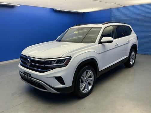 2022 Volkswagen Atlas 3.6L SE w/Technology