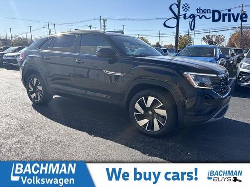 2026 Volkswagen Atlas Cross Sport 2.0T SE w/Technology