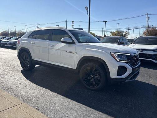 2026 Volkswagen Atlas Cross Sport 2.0T SE