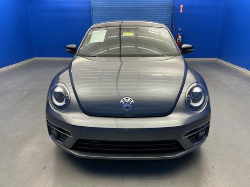 2014 Volkswagen Beetle 2.0T Turbo R-Line