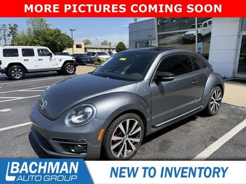 2014 Volkswagen Beetle 2.0T Turbo R-Line
