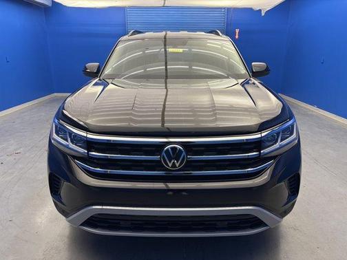 2023 Volkswagen Atlas 3.6L SE w/Technology