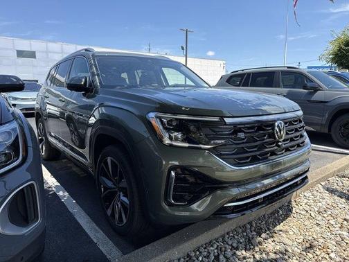 2025 Volkswagen Atlas 2.0T SEL Premium R-Line