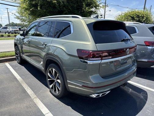 2025 Volkswagen Atlas 2.0T SEL Premium R-Line
