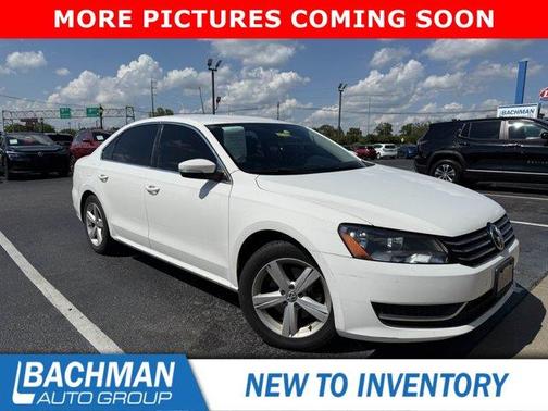 2014 Volkswagen Passat SE