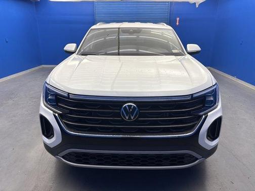 2026 Volkswagen Atlas Cross Sport 2.0T SE