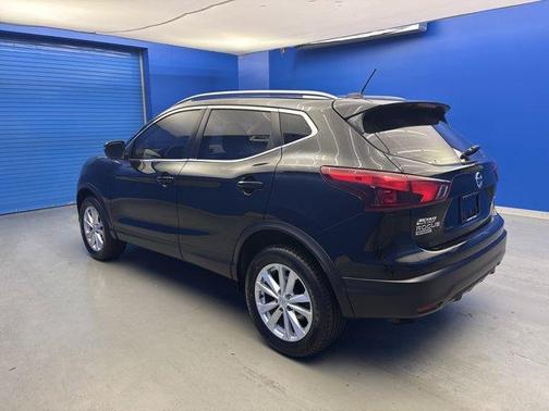 2017 Nissan Rogue Sport SV