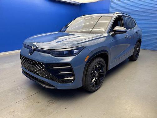 2025 Volkswagen Tiguan 2.0T SE R-Line Black