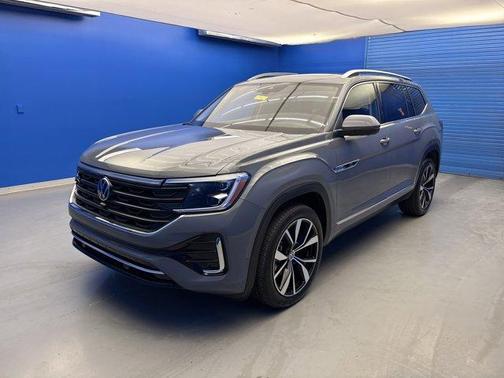 Pure Gray 2026 Volkswagen Atlas 2.0T SEL Premium R-Line