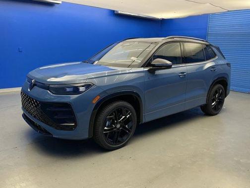 2025 Volkswagen Tiguan 2.0T SE R-Line Black