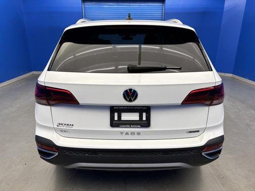 2024 Volkswagen Taos 1.5T SEL