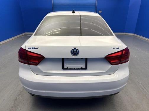 2015 Volkswagen Passat 2.0L TDI DSG SE w/Sunroof