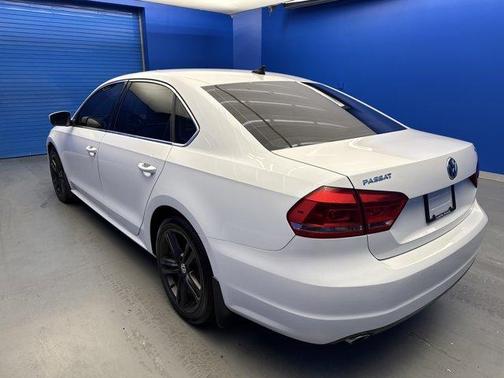 2015 Volkswagen Passat 2.0L TDI DSG SE w/Sunroof