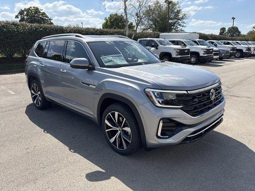 2026 Volkswagen Atlas 2.0T SEL Premium R-Line