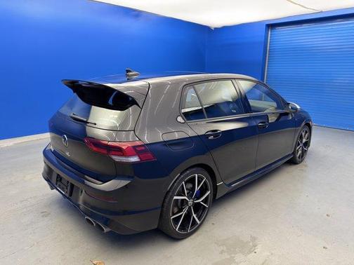 2024 Volkswagen Golf R 2.0T