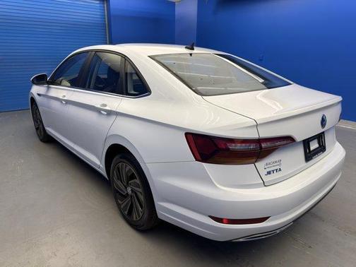 2019 Volkswagen Jetta 1.4T SEL Premium
