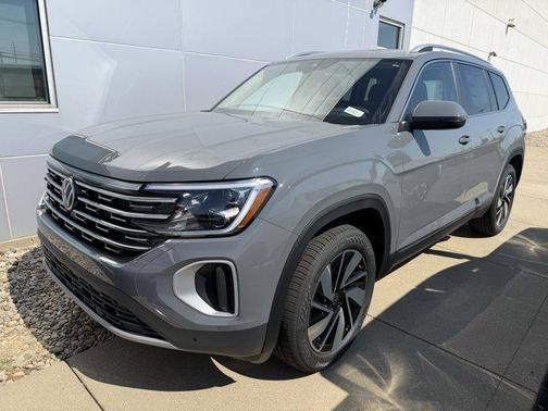 Pure Gray 2026 Volkswagen Atlas 2.0T SEL
