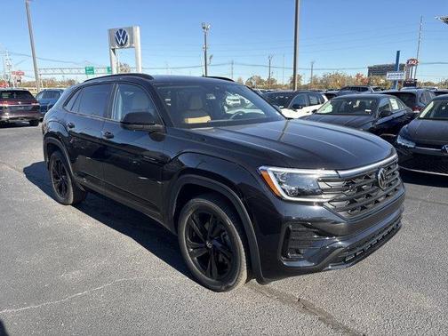 2026 Volkswagen Atlas Cross Sport 2.0T SEL R-Line Black