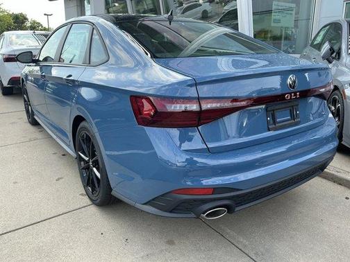 Monterey Blue Pearl 2026 Volkswagen Jetta GLI 2.0T Autobahn
