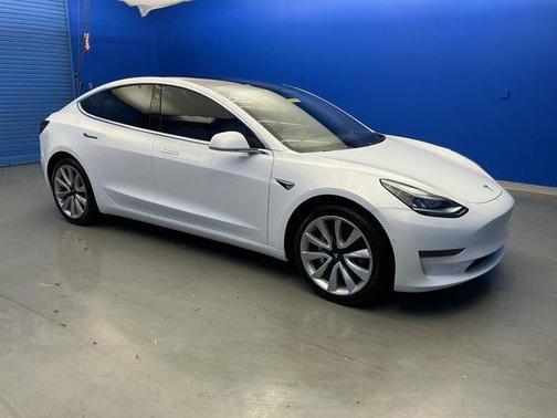 2019 Tesla Model 3 Standard Range