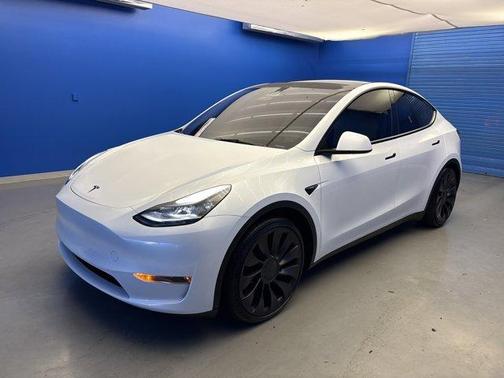 2023 Tesla Model Y Performance