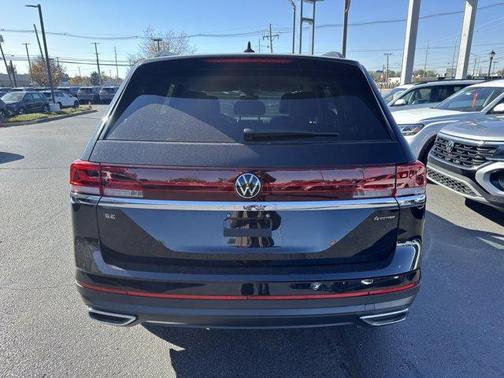 2026 Volkswagen Atlas 2.0T SE