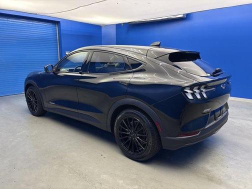 2021 Ford Mustang Mach-E Select