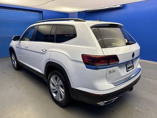 2022 Volkswagen Atlas 3.6L SE w/Technology
