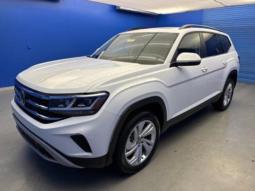 2022 Volkswagen Atlas 3.6L SE w/Technology