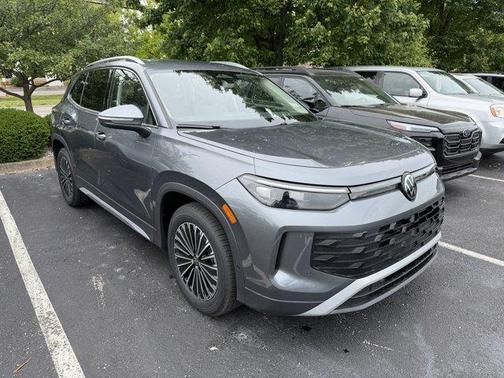 Platinum Gray Metallic 2026 Volkswagen Tiguan 2.0T S