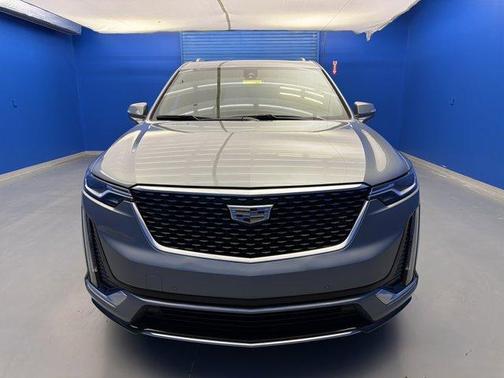 2023 Cadillac XT6 Luxury FWD