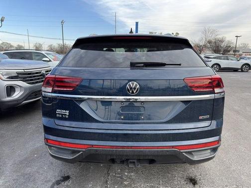 2022 Volkswagen Atlas Cross Sport 3.6L V6 SE w/Technology