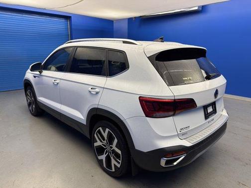 2023 Volkswagen Taos 1.5T SEL