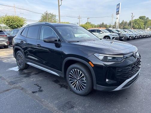 2025 Volkswagen Tiguan 2.0T S