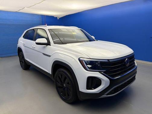 Pure White 2025 Volkswagen Atlas Cross Sport 2.0T SE w/Technology