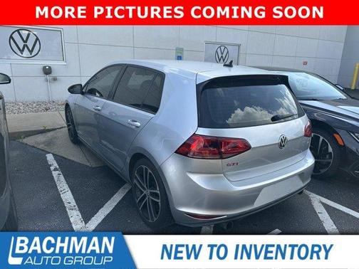 2017 Volkswagen Golf GTI Sport 4-Door