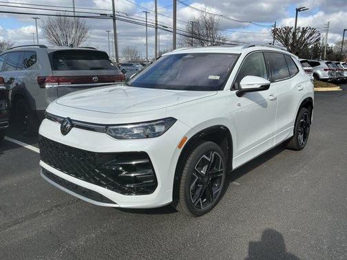 2026 Volkswagen Tiguan 2.0T SEL R-Line Turbo