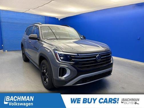 2025 Volkswagen Atlas 2.0T Peak Edition