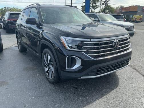 Deep Black Pearl 2026 Volkswagen Atlas 2.0T SE W/TECHNOLOGY