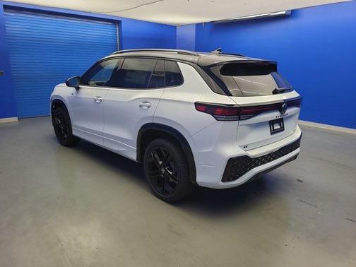 2025 Volkswagen Tiguan 2.0T SE R-Line Black