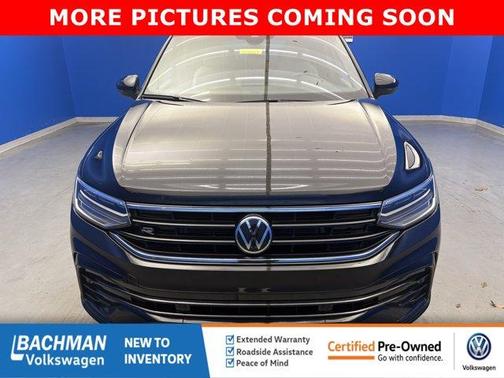 2023 Volkswagen Tiguan 2.0T SE R-Line Black
