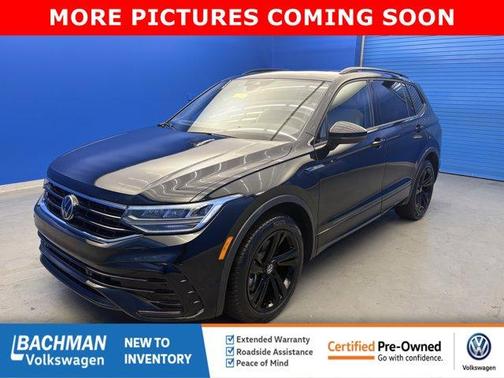 2023 Volkswagen Tiguan 2.0T SE R-Line Black