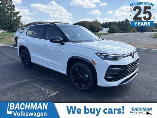 2025 Volkswagen Tiguan 2.0T SE R-Line Black